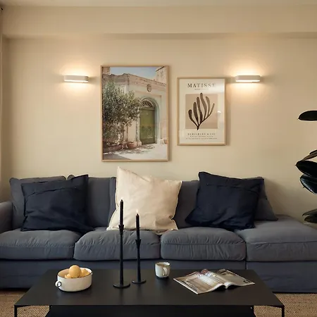 Cassis - Two Bedroom In