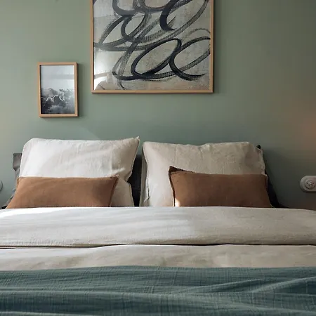 Cassis - Two Bedroom In Lägenhet *