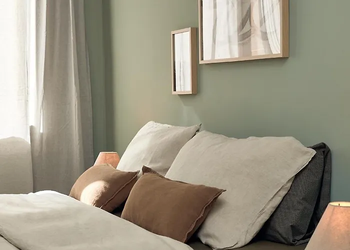 Cassis - Two Bedroom In Lägenhet Barcelona